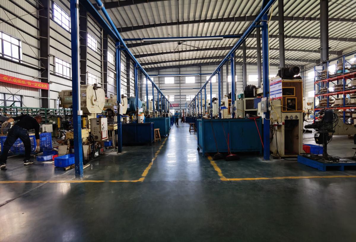 輕型沖壓生產(chǎn)線